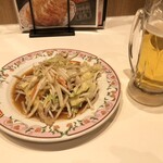 餃子の王将 - 野菜炒めと生ビール