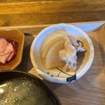 Onigiri Shirakaba Do - 大根と鶏肉、昆布の出汁のパンチがすごい！