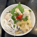 藤屋 - ハーフふく炙りタタキ丼