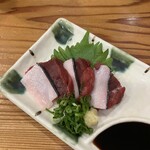 Izakaya Nonbiri - ミンク鯨刺身