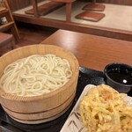 丸亀製麺 - 