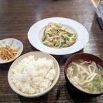 ゆんたく亭 - ゴーヤチャンプルー定食