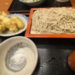 Kinoene - 今月のおすすめ　舞茸と下仁田ネギの天付きせいろ。