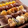 やっとこ - 料理写真:炭火で焼き上げた串ものは、つまみにピッタリ！