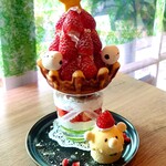 アイカフェ - 料理写真:季節限定アイパフェ　メリークリクマス・パフェのみ