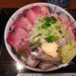 Jonetsu Seafood Sanbo - 天然ブリも肉厚で美味かった！