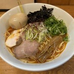 menyasakigakeboshi Utsunomiya Ten - 「赤唐のコク塩ラーメン」です。大盛りで頂きました♪