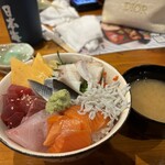 Sushi Tsukiji Nihonkai Chibaekimaeten - 