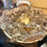 手打うどん 牛コロ 宮内 - 牛ニコお肉増し