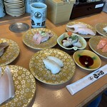 Gourmet Kaiten Zushi Hakotaro Ugaura Honten - 