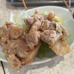 Kushi Katsu Tanaka Nishi Funabashi Mise - 唐揚げはちっちゃかったけど、下味も美味しいしカラッとあがってました！でも値段の割にちっちゃいねんなー