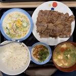 Matsuya Shakujidaiten - カルビ焼肉定食（ネギ・おろし付）ダブル1330円+とん汁変更160円