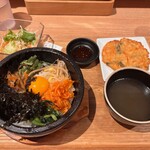 Toriaezu Bibimbap Iidabashi Aigadenterasuten - 