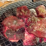 焼肉ホルモン 万千 - 塩タン