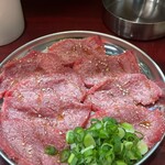 Taishu Yakiniku Hayashi - 　　　　　　塩タン•歯応えアリの旨味◎