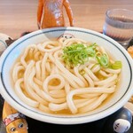 Sanuki Men Ichiba Takamatsu Chuo Inter Rin Ten - かけうどん(小) 320円
                      イリコの香りがするお出汁♡