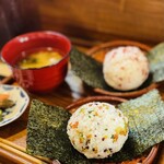 まんまるおにぎり - 料理写真: