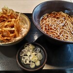 ゆで太郎 - 料理写真:朝セット　野菜かき揚げ丼￥500