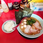 ラーメン 村井村  - 料理写真:2024年12月　ラーメンライス、うずらトッピ（1040円）