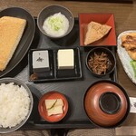 谷口屋 - あげ半分御膳&豆腐かつ　¥1530&418