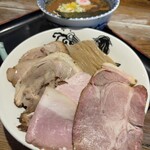 松戸中華そば 富田食堂 - 料理写真:濃厚チャーシューつけ麺