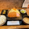 大衆食堂 すずの木 - 料理写真:厚切りとんかつ定食　ライス大盛