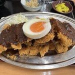 赤丸食堂 - 圧巻のチキンカツ5枚