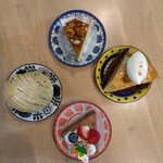 Sweets Cafe Shukuru - モンブランとアップルパイが大きめでした