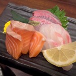 Seafood Private rooms Izakaya Hitosaji - 