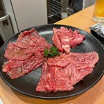 焼肉問屋 牛蔵 - 