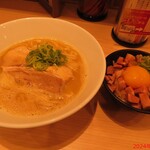 ラーメンステーション - 濃厚鶏白湯そば