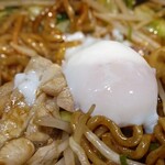 Abura Yakisoba Senmonten Ryo - 卵トッピング