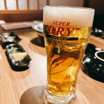 Jou Yakiniku Kirara Handa Ten - ビールはいっき！