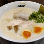 麺 ヒキュウ - 料理写真: