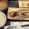 魚屋食堂 魚吉三平 - 料理写真:イサキ。結局大して美味しくなかった