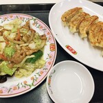 Gyoza no Osho Nigata Omi Ten - 野菜炒め590円＆にんにくゼロ生姜餃子310円…上がったなぁ〜