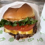 Shake Shack Minato Mirai - シャックダブルバーガー