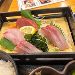 さかな酒場 魚星 - 刺身定食