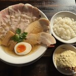 らーめん まるかん - 料理写真: