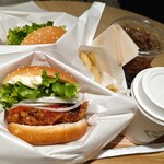 FRESHNESS BURGER Hankyu Sanbangai Umeda Fod Hall Ten - 