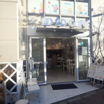 2D Cafe Shin Okubo Ten - 外観