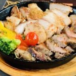 Churrasco & Terrace Karuna Tenjin Ekimae Ten - 