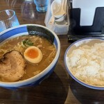 中華そば 麦家 - 料理写真: