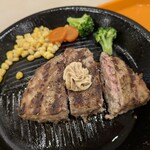 Ikinari Steak Shonanmorufirutenn - ワイルドハンバーグ150㌘、ハンバーグ少なく感じてしまったwww