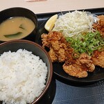 松のや - 油淋鶏定食の8個､1,160円。