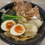 麺屋 空海 - 特製らぁ麺（醤油）1350円