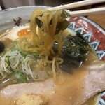 弟子屈ラーメン - 中細麺