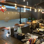 BOMBER BURGER - 店内はカウンター席のみ
目の前で調理を見ながら食べれるお店
訪問日2024.12.30 夜