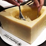 Quattro Cuori Bono Sagamiono Ten - チーズの器で作るリゾット