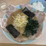 とんとんラーメン - 料理写真: